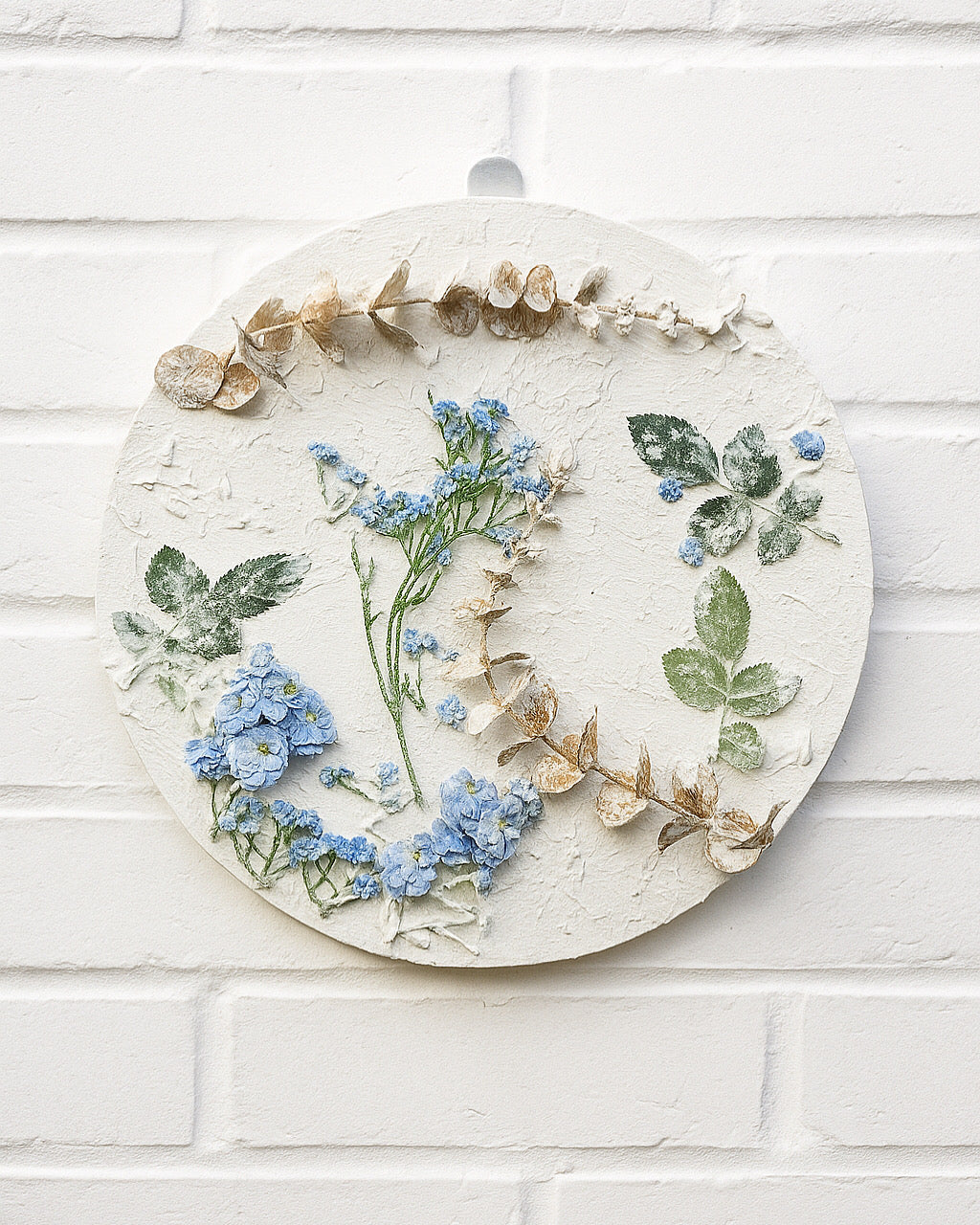 Floral Oval 30x30cm